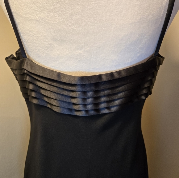 LAUREN Ralph Lauren Black evening Dress Size 12 - Picture 10 of 15